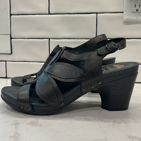 Dansko Nina Metallic Brown Leather Flower Sandals Heels Nailhead Detail Clog 41 - Picture 5 of 16